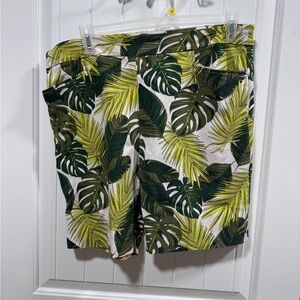 Time and Tru Green Leaf Print Shorts